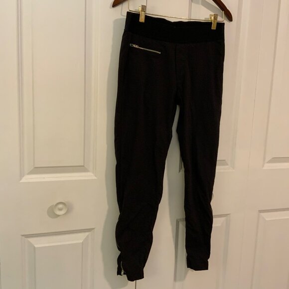 Athleta Black Trekkie Mid Crop Zip Ankle Pants Quick Dry Lightweight Size 4 - Picture 4 of 11